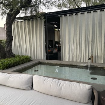 RO Restaurant & Lounge - Fountain - Lounges Near Me - Yountville, California