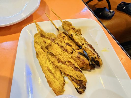 Family Thais Asian Bistro by null