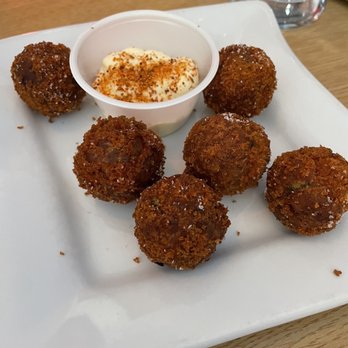Pinch Kitchen - Pinch Croquetas - New American Near Me - Miami, Florida