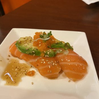 Mama M Sushi - Dress Me Up-Salmon Sushi - Japanese Near Me - Pasadena, California Mama M Sushi - Dress Me Up-Salmon Sushi - Japanese Near Me - Pasadena, California