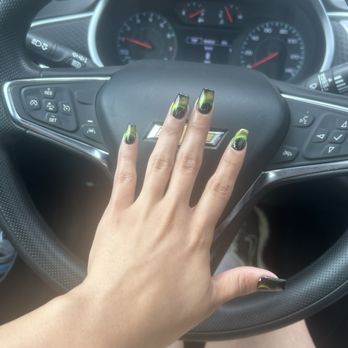Fancy Nails & Spa - Cat eye number 9 Via - Nail Salons Near Me - Fairbanks, Alaska