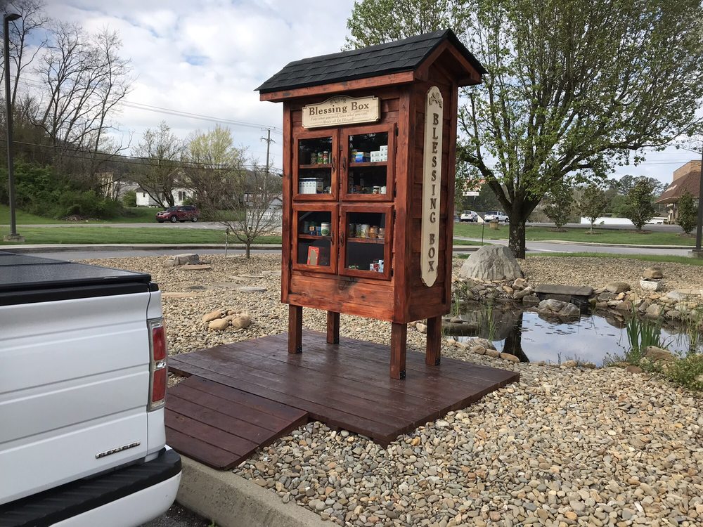 The Blessing Box - social services organization in Knoxville, TN