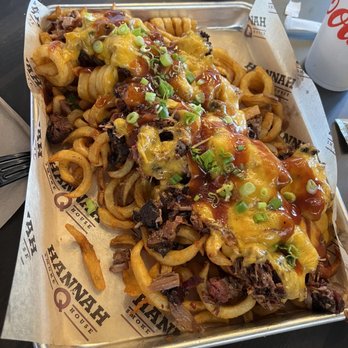 Hannah Q Smokehouse - Brisket fries - Barbeque Near Me - Baton Rouge, Louisiana