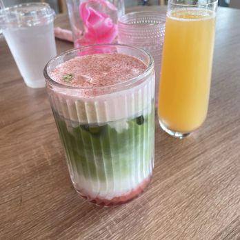 Breezy - Mango Makani Matcha - Breakfast & Brunch Near Me - San Juan Capistrano, California