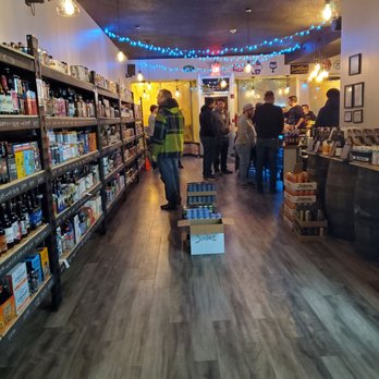 Orange & Brew - Beer Bar Near Me - Downers Grove, Illinois