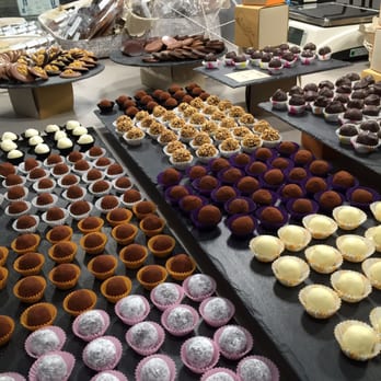 Be Chocolat - Chocolatiers & Shops Near Me - Barcelona, B Be Chocolat - Chocolatiers & Shops Near Me - Barcelona, B