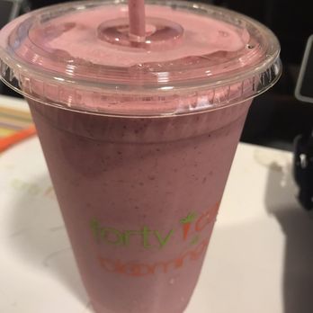 Forty Carrots - Peanut butter strawberry smoothie - Breakfast & Brunch Near Me - New York, New York