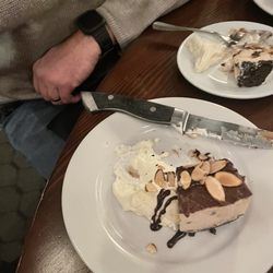 The Grill at Knob Hill - Mud pie