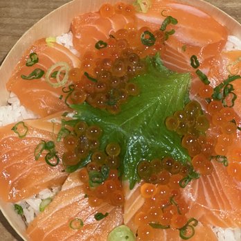 Mikado - Salmon Ikura Don - Sushi Bars Near Me - New York, New York Mikado - Salmon Ikura Don - Sushi Bars Near Me - New York, New York