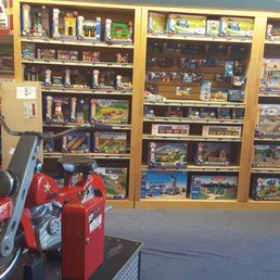 Karen S Toys Closed 35 Reviews Toy Stores 16101 Ventura Blvd Encino Ca Yelp