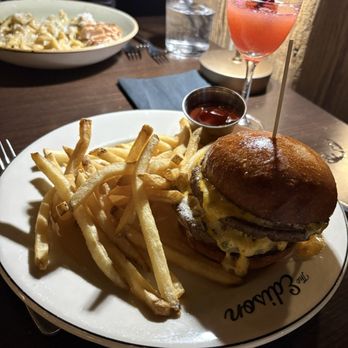 The Edison Kitchen & Cocktails - The Edison Butter Burger , love bug speciality martini , Cacio E Pepe - New American Near Me - Milwaukee, Wisconsin