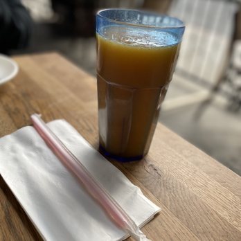 Fratelli Cafe - Fresh Orange Juice - Coffee & Tea Near Me - Los Angeles, California