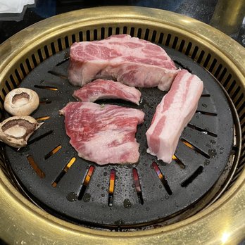 Honest Grill - Premium pork guide minus marinated pork galbi - Barbeque Near Me - Centreville, Virginia