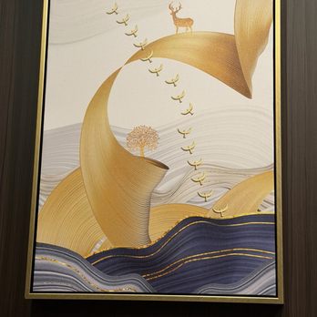 Pearl Bay Manor - Wall decorations - Dim Sum Near Me - Dublin, California