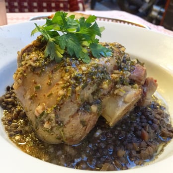 La Fontaine de Mars - Pork leg stew with black lentils - French Near Me - Paris, 75 La Fontaine de Mars - Pork leg stew with black lentils - French Near Me - Paris, 75