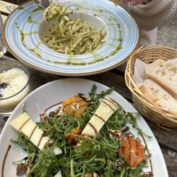 Km 0 - Orange salad and pesto pasta