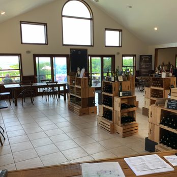 Buttonwood Grove Winery - Wineries Near Me - Romulus, New York