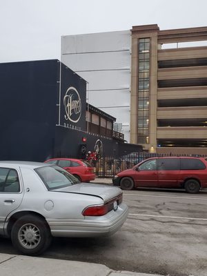 Harry's Detroit Bar & Grill by null