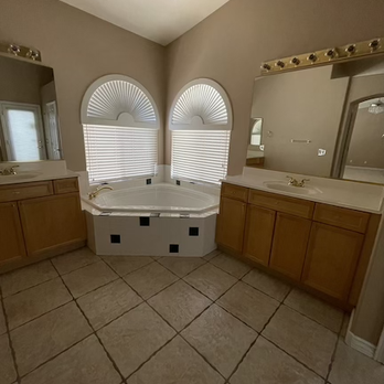 Refacing Masters - Cabinetry Near Me