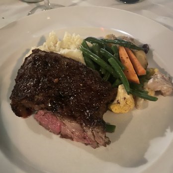 El Chorro - Prime rib eye (split) they split it for us... didn't tell us the price of splitting though so not sure if there is one. - American Near Me - Paradise Valley, Arizona El Chorro - Prime rib eye (split) they split it for us... didn't tell us the price of splitting though so not sure if there is one. - American Near Me - Paradise Valley, Arizona