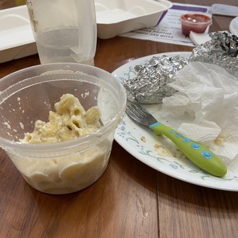 Wagon Wheel BBQ - What's left of the second Mac and cheese container - Barbeque Near Me - Mountain View, California Wagon Wheel BBQ - What's left of the second Mac and cheese container - Barbeque Near Me - Mountain View, California