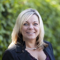 Allstate Insurance: Jayne Oertwig