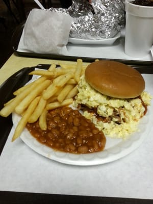 Showboat Barbecue 16 Photos 24 Reviews Barbeque 3200 Hickory Hill Rd Hickory Hill Memphis Tn Restaurant Reviews Phone Number Yelp