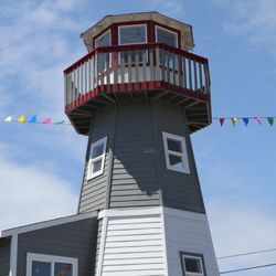 Lighthouse Plaza