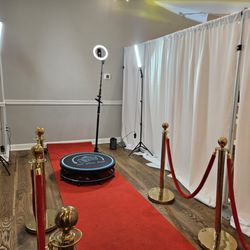 Creative Motion Events by Fay - 360 Photobooth with Red Carpet