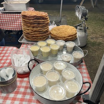 Sweet Stuff Truck - bunuelos - Food Trucks Near Me - Santa Ana, California Sweet Stuff Truck - bunuelos - Food Trucks Near Me - Santa Ana, California