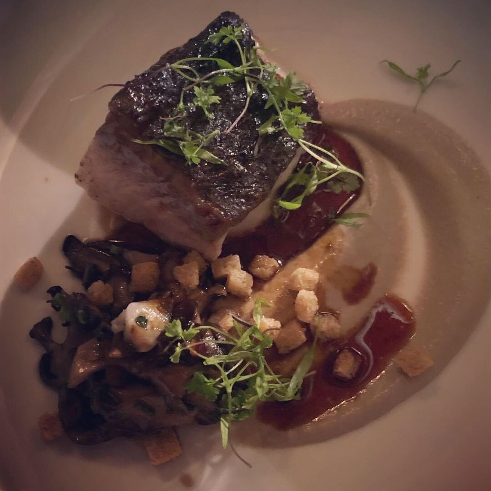 Hoogan et Beaufort - Black cod - Canadian (New) Near Me - Montreal, Quebec Hoogan et Beaufort - Black cod - Canadian (New) Near Me - Montreal, Quebec