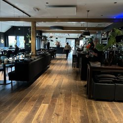 Grachthof De Restaurant Botenverhuur Rondvaarten - Beautiful, spacious and spotlessly clean interior