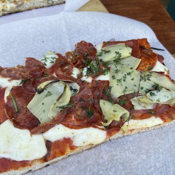 ZeroZero39 Pizzeria - Pizza Near Me - Huntington Beach, California