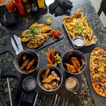 Topgolf - New American Near Me - Edison, New Jersey