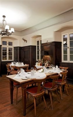 Weinhaus Henninger by null