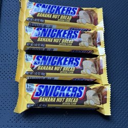 Walgreens - Banana Nut Bread Snickers (Walgreens Exclusive)