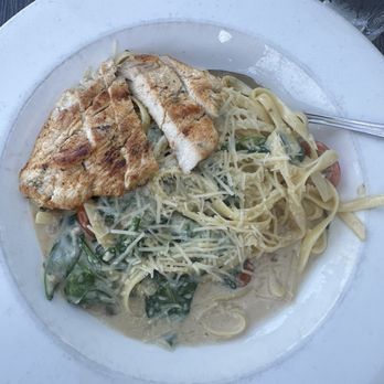 Cafe Murrayhill - Blackened Chicken Alfredo - Breakfast & Brunch Near Me - Beaverton, Oregon Cafe Murrayhill - Blackened Chicken Alfredo - Breakfast & Brunch Near Me - Beaverton, Oregon