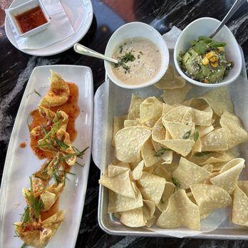 OHSO Brewery - Paradise Valley - Vegan Chips & Guacamole and crab rangoons - Breweries Near Me - Phoenix, Arizona OHSO Brewery - Paradise Valley - Vegan Chips & Guacamole and crab rangoons - Breweries Near Me - Phoenix, Arizona