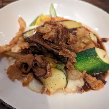 The Lodge Annapolis - Braised short rib - American Near Me - Annapolis, Maryland