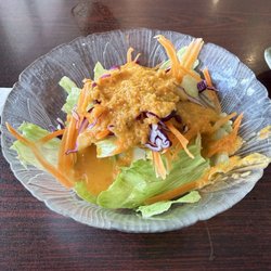 Bangkok Bay Thai Restaurant & Sushi Bar - Ginger salad