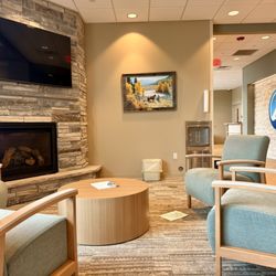 Star Valley Medical Center - Alpine - Lots of room, clean waiting area