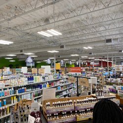 Chamberlin's Natural Foods