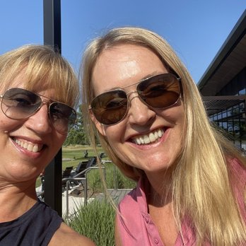 Acorn Grill + Terrace - Me and my friend trying to just grab a cocktail - Breakfast & Brunch Near Me - Northbrook, Illinois