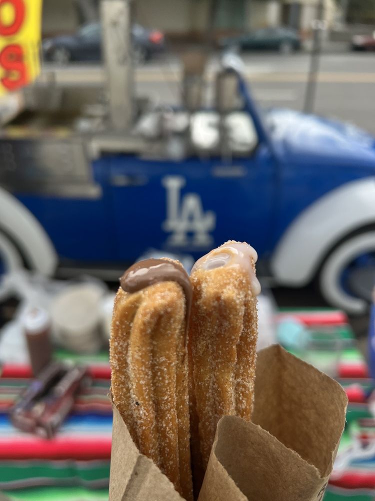 Churros El Bochito Logo