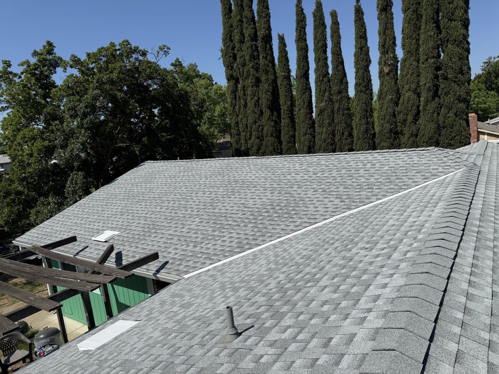 Slide of Gonzalez Roofing Pros