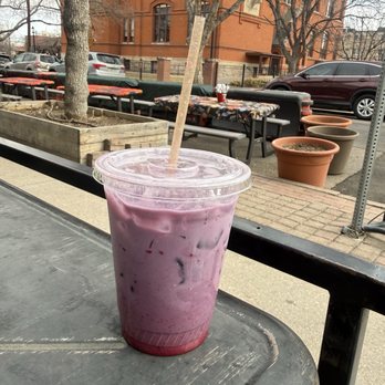The Corner Beet - Iced hibiscus matcha - Juice Bars & Smoothies Near Me - Denver, Colorado