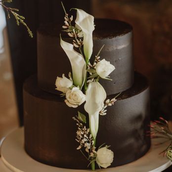 Daniel Saravia Cakes - Devil's Food with Dark Chocolate Ganache - Custom Cakes Near Me Daniel Saravia Cakes - Devil's Food with Dark Chocolate Ganache - Custom Cakes Near Me
