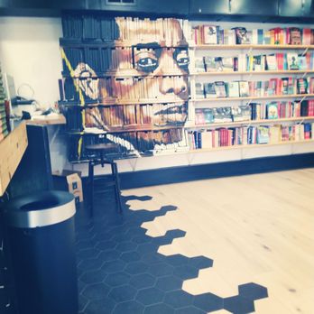 Baldwin & Co. - Bookstores Near Me - New Orleans, Louisiana