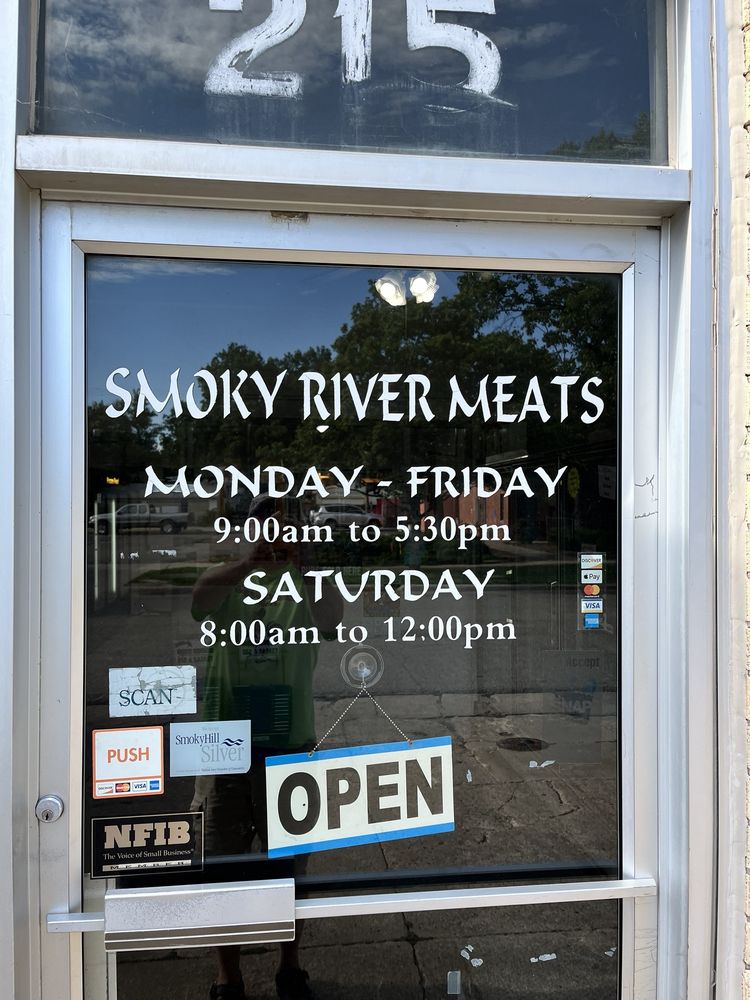 Smoky River Meats Logo