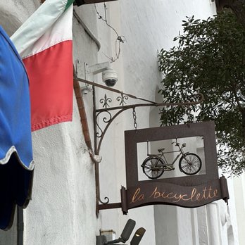 La Bicyclette - Outside - French Near Me - Carmel, California La Bicyclette - Outside - French Near Me - Carmel, California